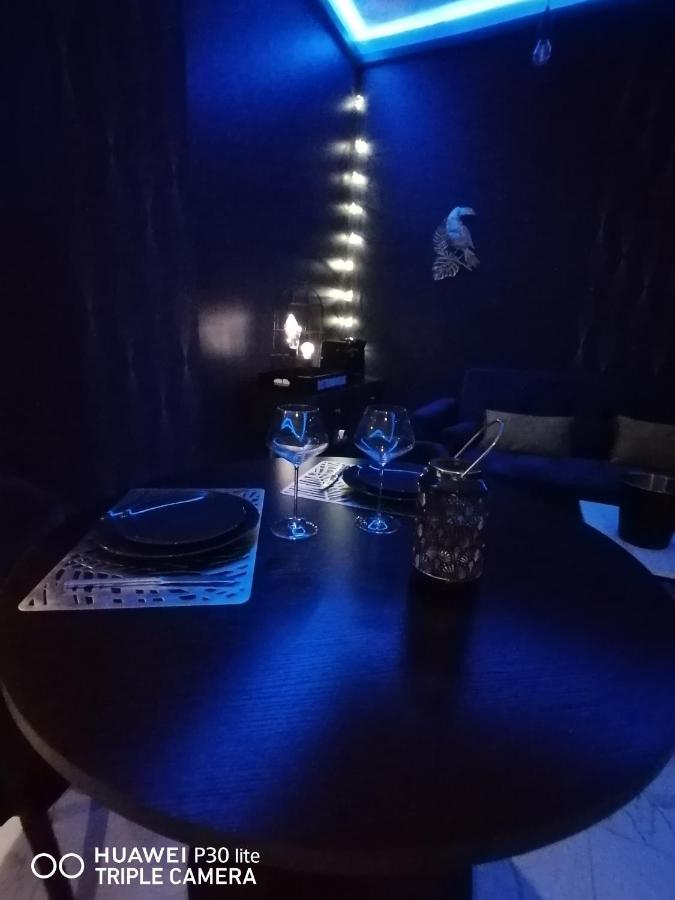 Suite Blue Jacuzzi Le Breuil  Exterior photo